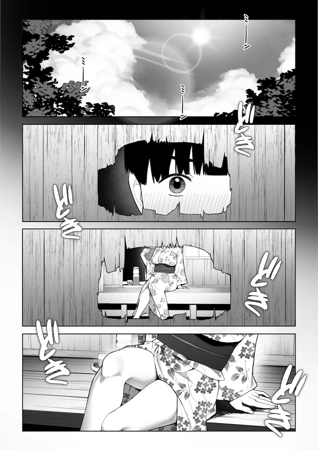 壁の穴から人妻の浴衣からのぞく生足を除いている少年